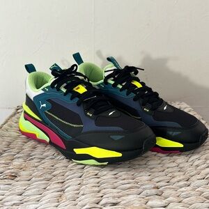 NWOT Men’s Puma RS sneakers